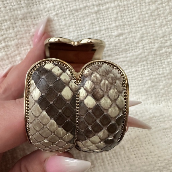 Salvatore Ferragamo Cuff Bracelet - Picture 6 of 8